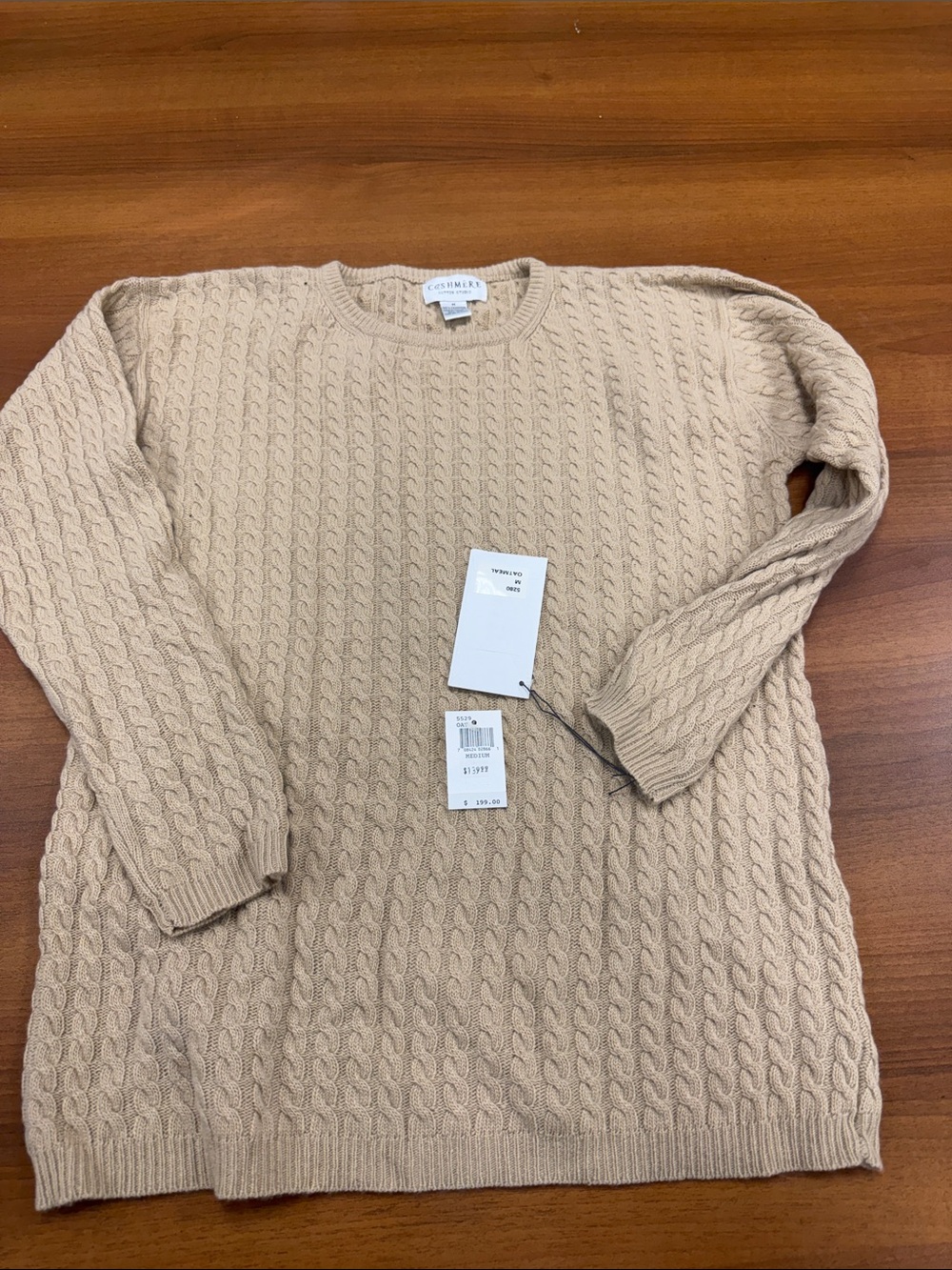 Sutton Cashmere Cable Knit Crewneck Sweater in Beige